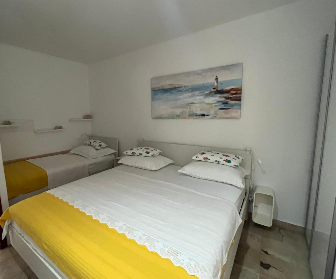 Apartment Get Supetar Exterior photo
