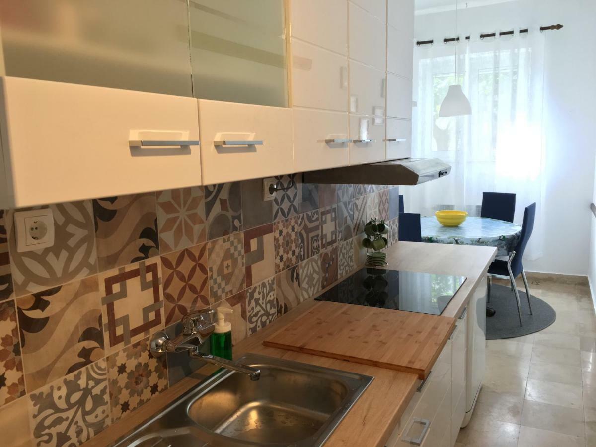Apartment Get Supetar Exterior photo